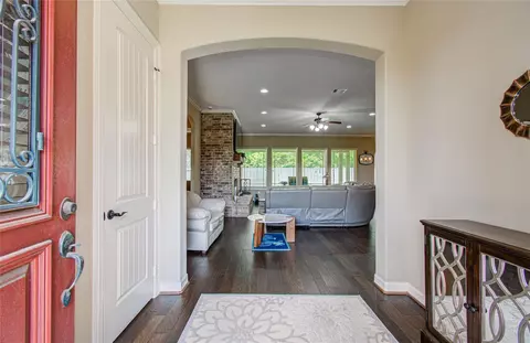 Entry Way - 314 Martin Luther King St S, Ames, TX 77575 photo 1 of 1