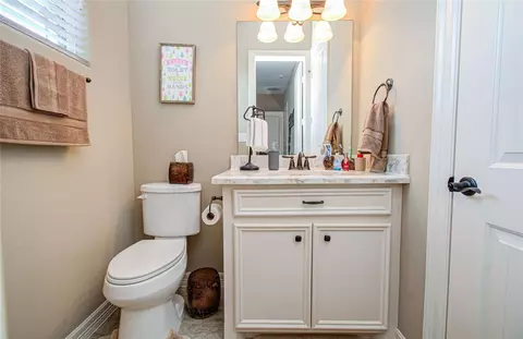 Bath - 314 Martin Luther King St S, Ames, TX 77575 photo 4 of 5