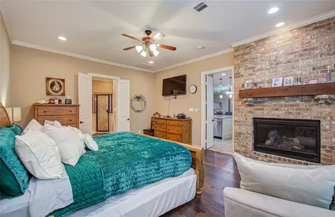 Bedroom - 314 Martin Luther King St S, Ames, TX 77575 photo 2 of 8