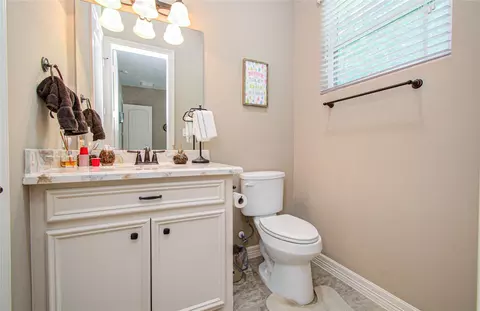 Bath - 314 Martin Luther King St S, Ames, TX 77575 photo 5 of 5
