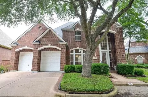 45 Ambleside Crescent Dr, Sugar Land, TX 77479