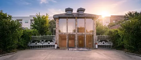 5 Briar Dale Ct, Houston, TX 77027