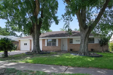 7122 Tanager St, Houston, TX 77074
