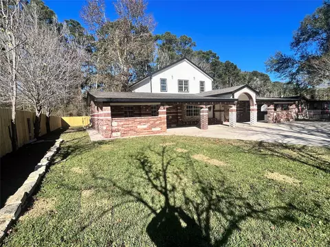 Exterior - 10811 River Oaks Dr, Conroe, TX 77385 photo 5 of 11