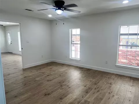 Living - 10811 River Oaks Dr, Conroe, TX 77385 photo 4 of 4