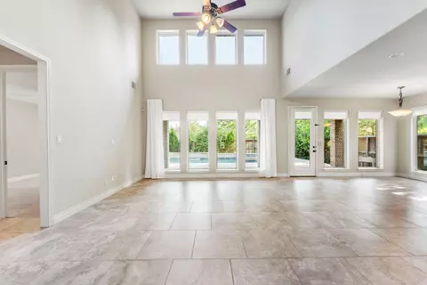 Living - 131 Deerchase Dr, Conroe, TX 77384 photo 4 of 5