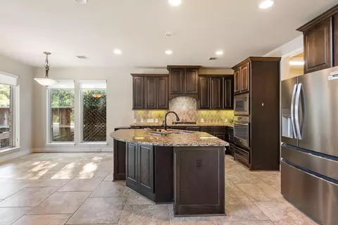 Kitchen - 131 Deerchase Dr, Conroe, TX 77384 photo 2 of 6
