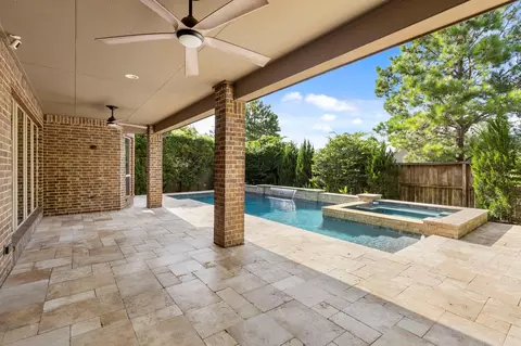 Exterior - 131 Deerchase Dr, Conroe, TX 77384 photo 4 of 9