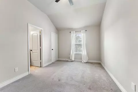 Bedroom - 131 Deerchase Dr, Conroe, TX 77384 photo 5 of 6