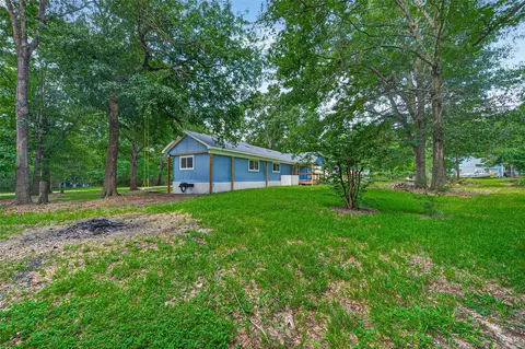 Exterior - 127 Pine Wood, Trinity, TX 75862 photo 3 of 5