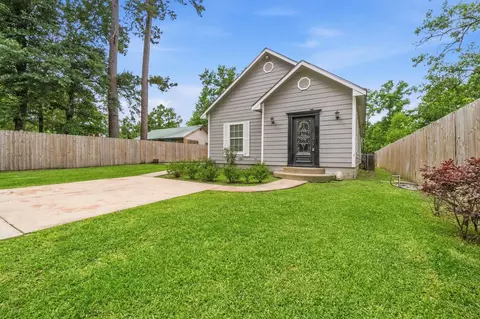 Exterior - 191 Burch Rd, Shepherd, TX 77371 photo 3 of 8