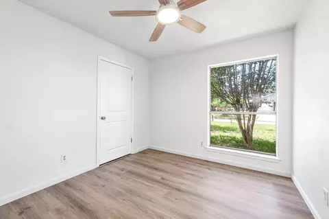 Bedroom - 6526 Lynngate Dr, Spring, TX 77373 photo 3 of 5