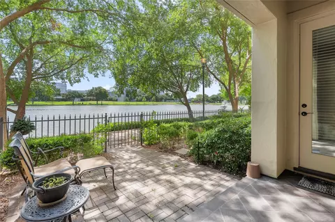 1332 Lake Pointe Pkwy, Sugar Land, TX 77478