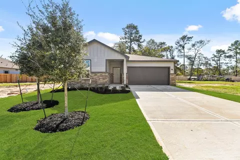 16998 Hazelnut Dr, Conroe, TX 77302 photo 1
