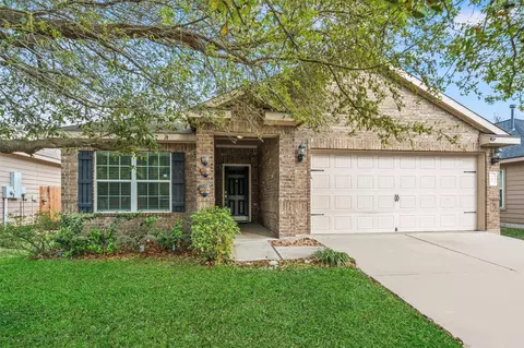 303 Pine Mist Ln, Conroe, TX 77304