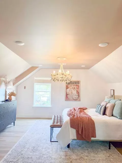 Bedroom - 26815 W Hardy Rd, Spring, TX 77373 photo 3 of 4