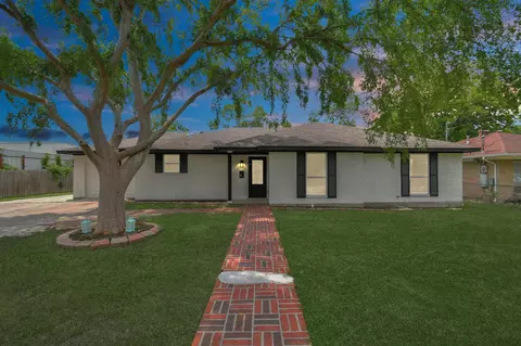 1206 Riggs Rd, Houston, TX 77022
