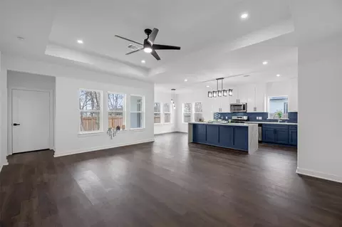 Living - 7440 Avenue E, Beasley, TX 77417 photo 1 of 2