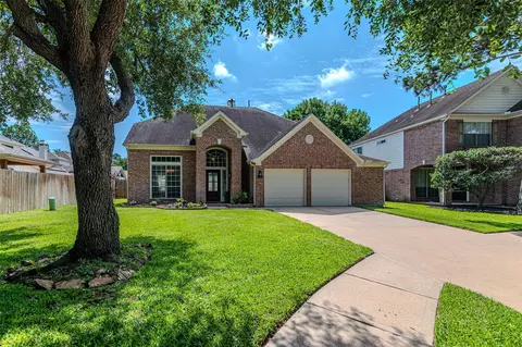 16210 Broken Timber Cir, Houston, TX 77095