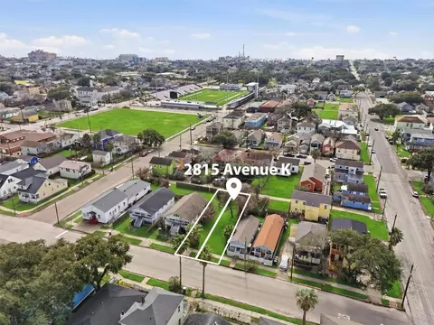 2815 Avenue K, Galveston, TX 77550