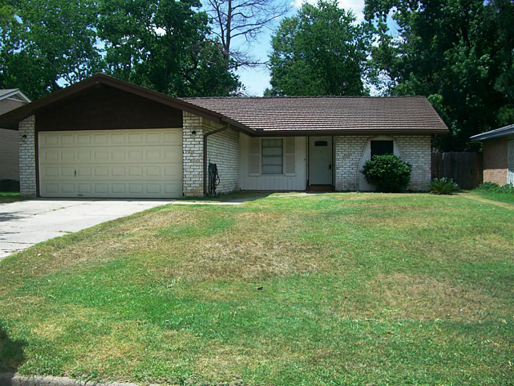 4450 Donalbain Dr, Spring, TX 77373 photo 1