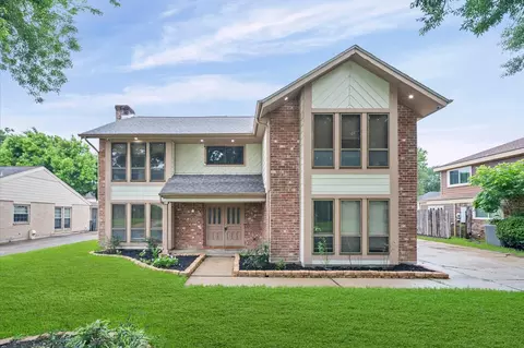 14918 Saint Cloud Dr, Houston, TX 77062