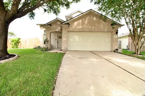 19302 Golden Cactus Ln, Cypress, TX 77433