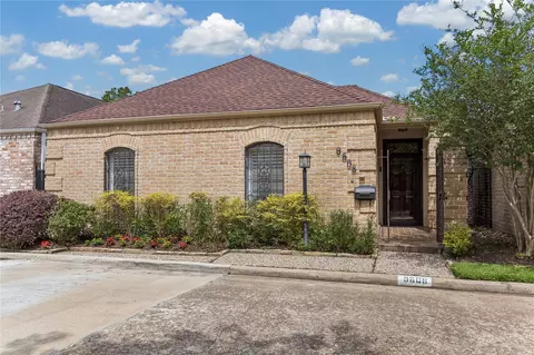 9608 Bayou Brook St, Houston, TX 77063