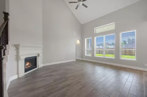 Living - 31049 Fairfield Maple Trl, Spring, TX 77386 photo 4 of 5