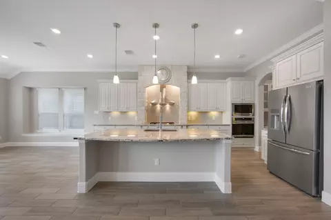 Kitchen - 31049 Fairfield Maple Trl, Spring, TX 77386 photo 6 of 8