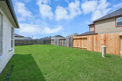 Exterior - 24743 Skerene Woods Dr, Spring, TX 77373 photo 6 of 7