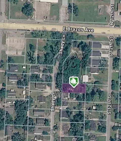 125 Shady Ln, West Columbia, TX 77486