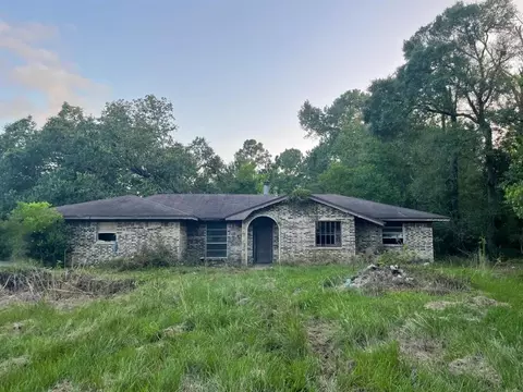 2260 S Main St, Vidor, TX 77662 photo 1