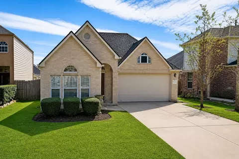 9238 Clearwood Landing Blvd, Houston, TX 77075