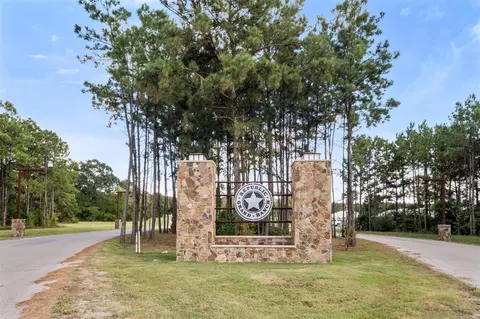 12775 Oak Barrel Rd, Willis, TX 77378