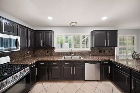 13419 Blackbird Dr, Cypress, TX 77429
