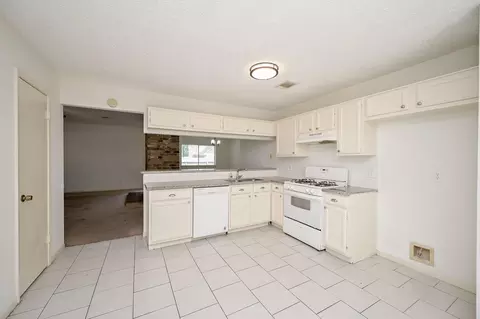 Kitchen - 9203 Towerstone Dr, Spring, TX 77379 photo 1 of 3
