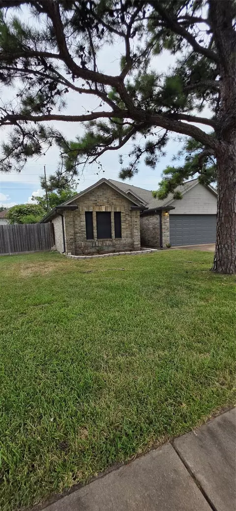 12130 Paddock Way, Houston, TX 77065