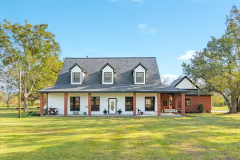 310 County Road 47, Angleton, TX 77515