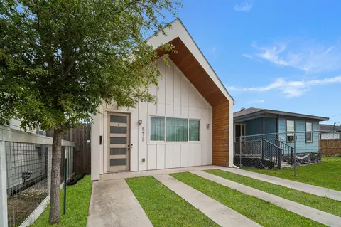 5415 Margarita St, Houston, TX 77020