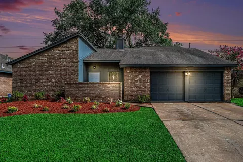 15826 Alta Mesa Dr, Houston, TX 77083