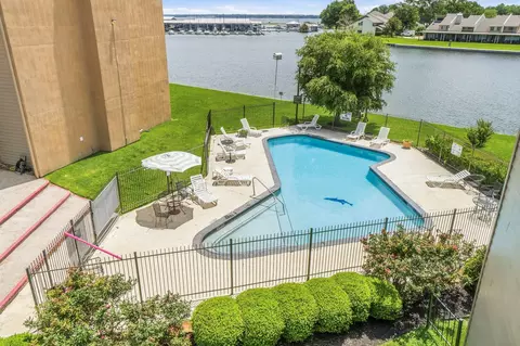 12600 Melville Dr #316B, Montgomery, TX 77356