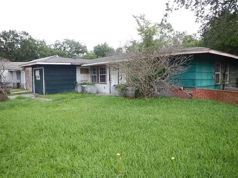 5251 Perry St, Houston, TX 77021