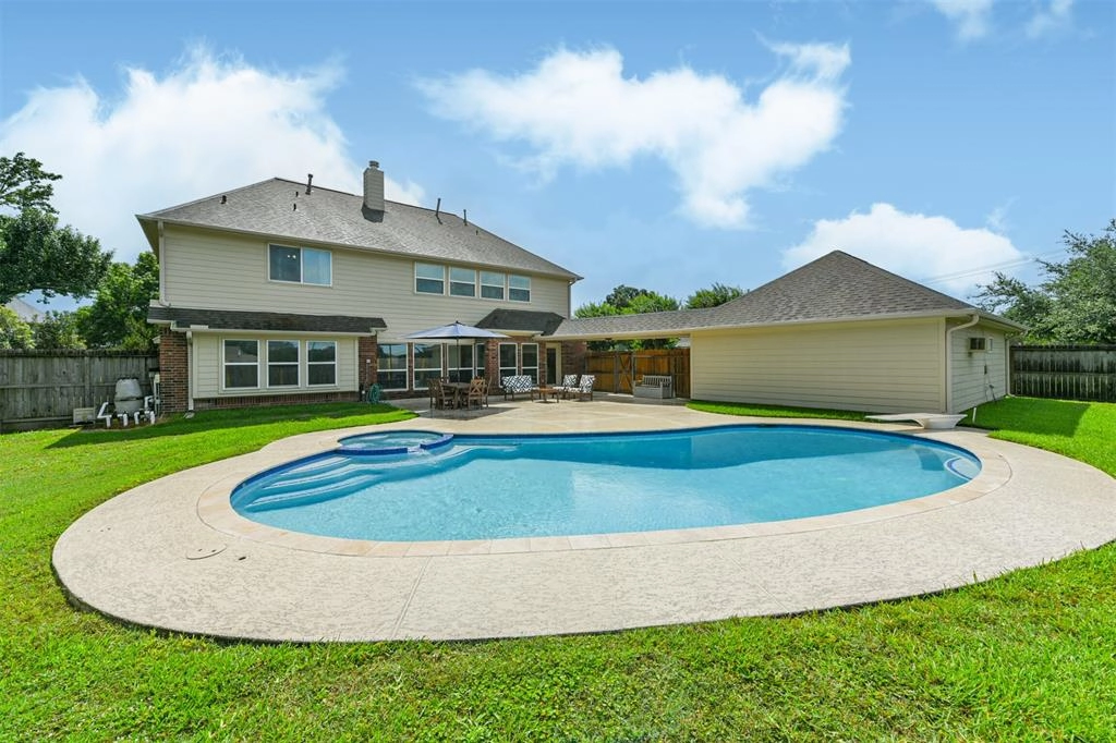 1603 Keystone Dr  