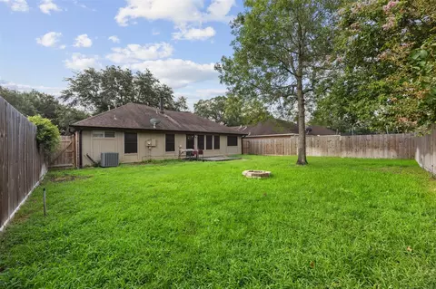 Exterior - 5526 Clarkston Ln, Spring, TX 77379 photo 3 of 4