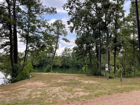 6 Smith Loop S, Cleveland, TX 77327 photo 1