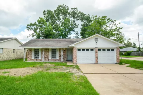 6002 Verdome Ln, Houston, TX 77092