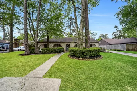 15607 Artoys Dr, Tomball, TX 77377