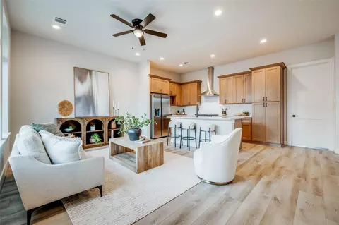 6514 Old Olive Tree Dr, Houston, TX 77091