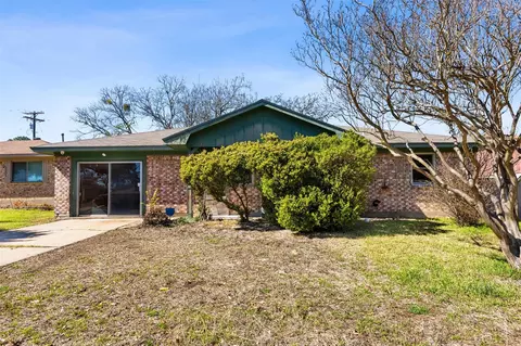 3003 Kim St, Bryan, TX 77803